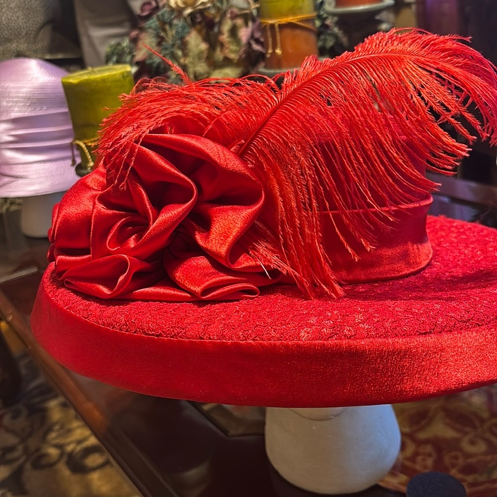 Elegant Red Feathered Women's Hat